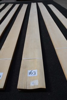 Ash Veneer 235 x 12-13 cm | 0.6mm | 0,2934m&sup2;