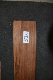 Madagascar Rosewood Veneer 233 x 13-14 cm | 0.6 mm | 0,315m&sup2;