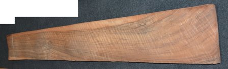 French Walnut Veneer moir&eacute; 130 x 17 cm | 0.8mm | 0,221m&sup2;