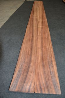 Indisch Rosewood Veneer 264 x 13-14 cm | 0.6 mm | 0,3564m&sup2;