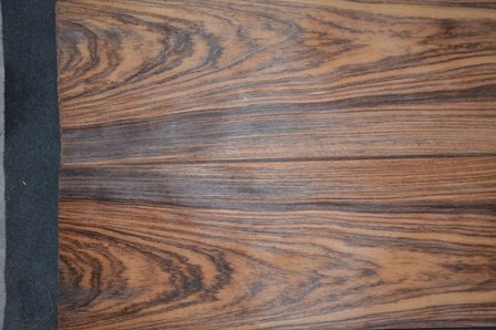 Indisch Rosewood Veneer 285 x 24-27 cm | 0.6 mm | 0,7267m&sup2;