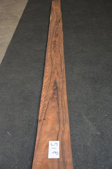 Santos Rosewood Veneer 216 x 9-13 cm | 0.6 mm | 0,2376m&sup2;