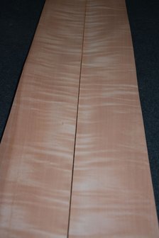 Pear Veneer 253 x 10-13 cm | 0.6 mm | 0,29m&sup2;