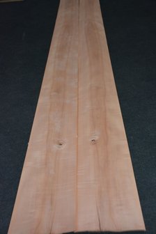 Pear Veneer 282 x 20-22 cm | 0.6 mm | 0,59m&sup2;