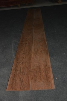 Wenge Veneer 240 16-17 cm | 0.6 mm | 0,35m&sup2;