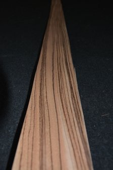 Zebrano Veneer 320 x 10-11 cm | 0.6 mm | 0,34m&sup2;