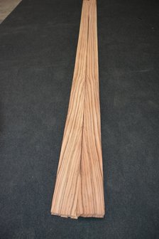 Zebrano Veneer 330 x 11-11,5 cm | 0.6 mm | 0,37m&sup2;