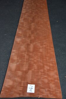 Makore Veneer 212 x 34 cm | 0.6mm | 0,72m&sup2;