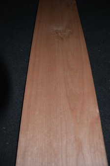 Cherry Veneer 255 x 19 cm | 0.6mm | 0,49m&sup2;
