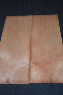 Cherry Veneer 74 x 29 cm | 0.6mm | 0,22m&sup2;