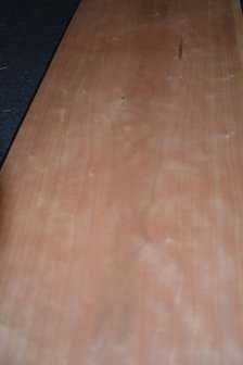 Cherry Veneer 96 x 27 cm | 0.6mm | 0,26m&sup2;