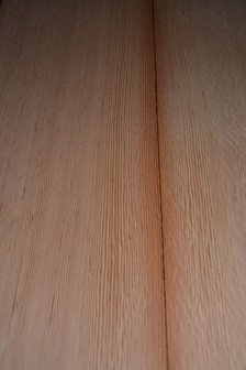 Oregon Pine Veneer 215 x 23-25 cm | 0.6 mm | 0,52m&sup2;