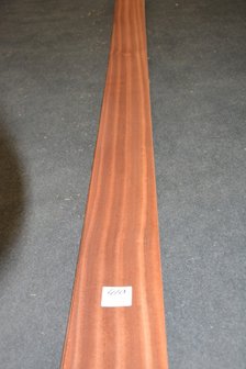 Sipo Mahogany Veneer 225 x 15 cm | 0.6mm | 0,3375