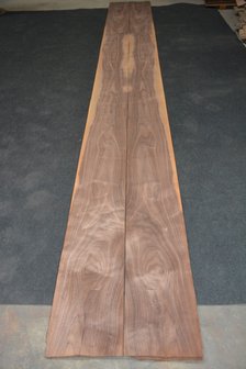 American Walnut Veneer 435 x 23-26 cm | 0.6mm | 1,065m&sup2;