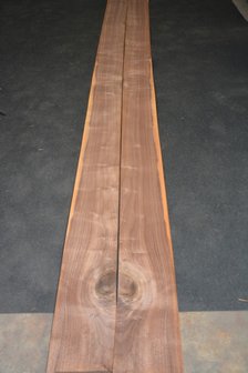 American Walnut Veneer 425 x 20-24 cm | 0.6mm | 0,935m&sup2;