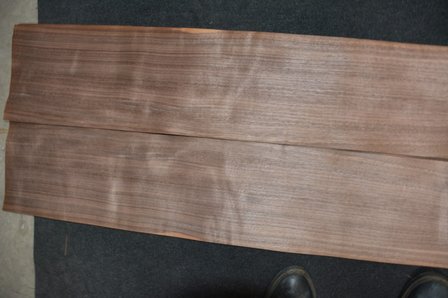 American Walnut Veneer 425 x 20-24 cm | 0.6mm | 0,935m&sup2;