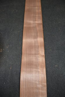 American Walnut Veneer 435 x 17-19 cm | 0.6mm | 0,783m&sup2;