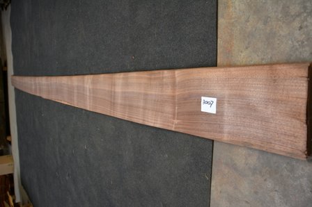 American Walnut Veneer 435 x 17-19 cm | 0.6mm | 0,783m&sup2;