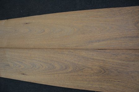 Brownheart Veneer 325 x 22 cm | 0.6mm | 0,715m&sup2;