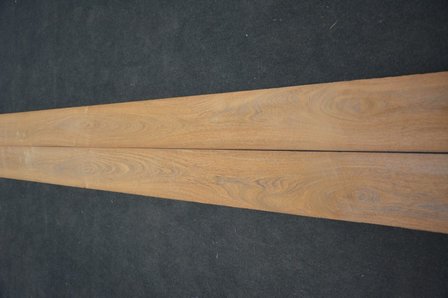 Brownheart Veneer 325 x 19-22 cm | 0.6mm | 0,666m&sup2;