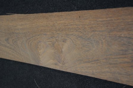 Brownheart Veneer 325 x 15 cm | 0.6mm | 0,488m&sup2;