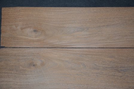 Brownheart Veneer 325 x 27 cm | 0.6mm | 0,878m&sup2;