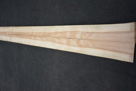 Olive Ash Veneer 275 x 12-13cm | 0.6mm | 0,344m&sup2;