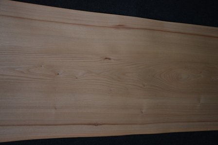 Elm Veneer 300 x 47 cm | 0.6mm | 1,410m2