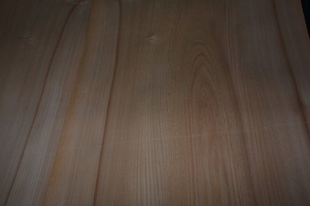 Elm Veneer 300 x 47 cm | 0.6mm | 1,410m2