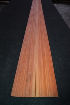 Rosewood Veneer 307 x 11-14 cm | 0.6 mm |0,382 m2 | kwartiers