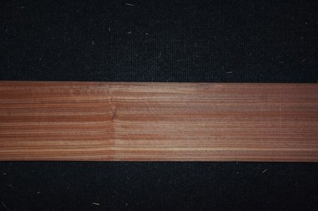 Rosewood Veneer 307 x 11-14 cm | 0.6 mm |0,382 m2 | kwartiers