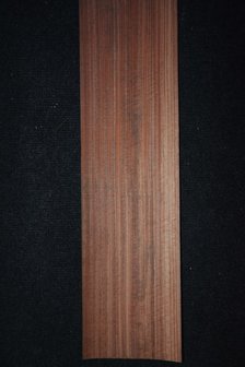 Rosewood Veneer 307 x 11-14 cm | 0.6 mm |0,382 m2 | kwartiers