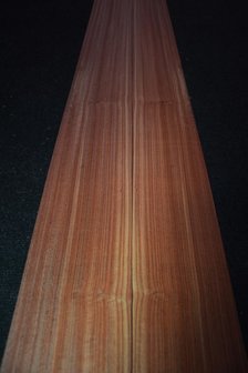 Rosewood Veneer 307 x 11-14 cm | 0.6 mm |0,382 m2 | kwartiers