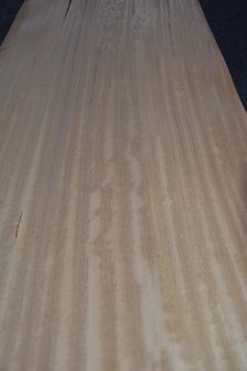 Iroko Veneer 230 x 42-43 cm | 0.6mm | 0,978 m2