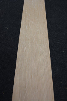 European oak Veneer 209 x 11-12 cm | 0.6mm | Kwartiers | 0,244m&sup2;