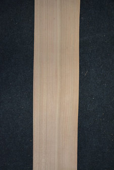 Elm Veneer 215 x 16-17 cm | 0.6mm| 0,355m2