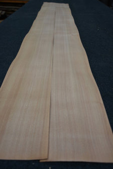 Elm Veneer 215 x 16-17 cm | 0.6mm| 0,355m2