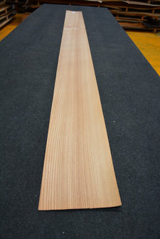 Elm Veneer 300 x 21 cm | 0.6mm| 0,630m2