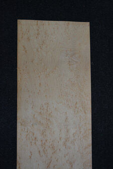 Maple Veneer 93 x 21-22 cm | 0.6mm | 0,200 m2 | Birdseye Maple VogelaugenAhorn