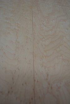 Maple Veneer 76 x 25cm | 0,188 m2 | 0.6 mm | Birdseye Maple Vogelaugen Ahorn