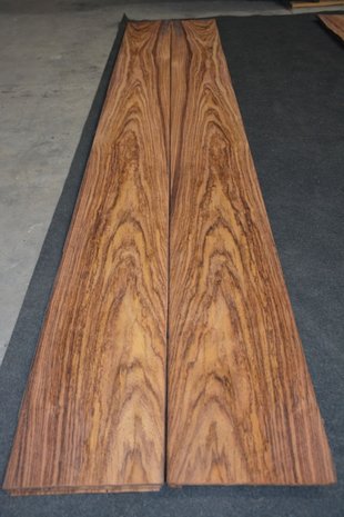 Indisch Rosewood Veneer 285 x 24-27 cm | 0.6 mm | 0,7267m²
