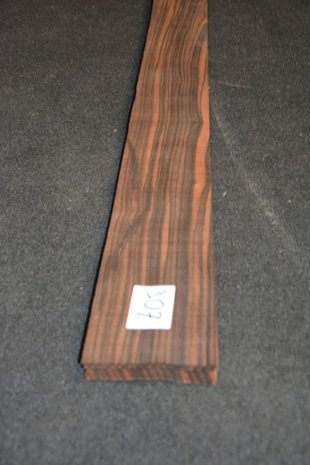 Coromandel Veneer 92 x 11-10 cm | 0.6mm | 0,966m²