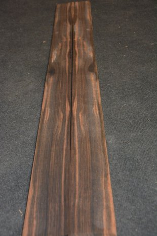 Coromandel Veneer 133 x 8 cm | 0.6mm | 0,1064m²