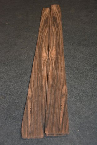 Coromandel Veneer 132 x 7-17 cm | 0.6mm | 0,1152m²