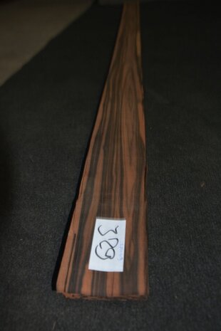 Coromandel Veneer 270 x 9-12 cm | 0.6mm | 0,2832m²