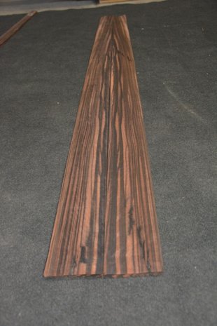 Coromandel Veneer 236 x 10-11 cm | 0.6mm | 0,2478m²