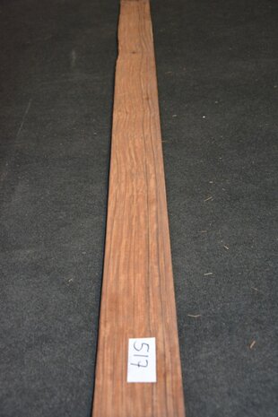 Santos Rosewood Veneer 232 x 11-14 cm | 0.6 mm | 0,29m²