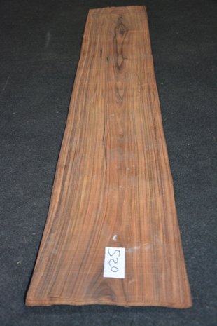 Swietenia Mahogany Veneer 242 x 44-45 cm | 0.6mm | 1,077m2