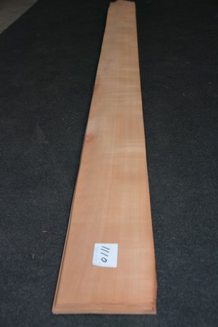 Pear Veneer 240 x 15-18 cm | 0.6 mm | 0,396m²
