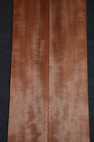Moabi Veneer 208 x 12 cm | 0.6 mm | 0,25m²
